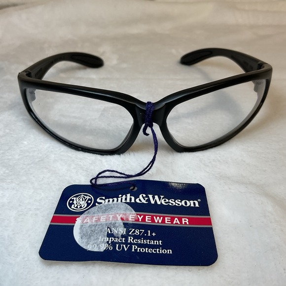 Smith & Wesson NWT Safety 99.9% UV Pr Glasses Shooting Goggles Clear ANSI Z87.1 - Picture 1 of 9